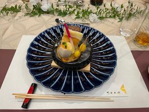 下に引いてあるのが一本で途切れないジャガイモ。お肉もとても美味しかったです。