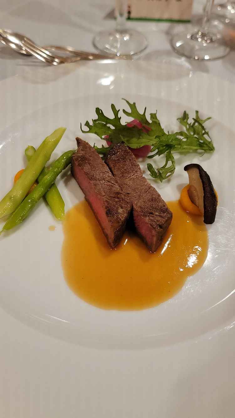 とても美味しかったけど、温かいお肉が来たら100点だった