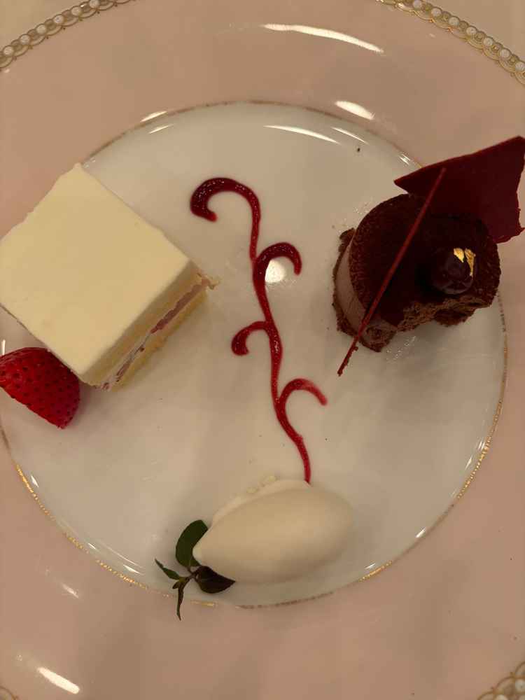 ケーキは普通だった