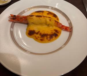 これが一番美味しかった。エビのソースが美味しい