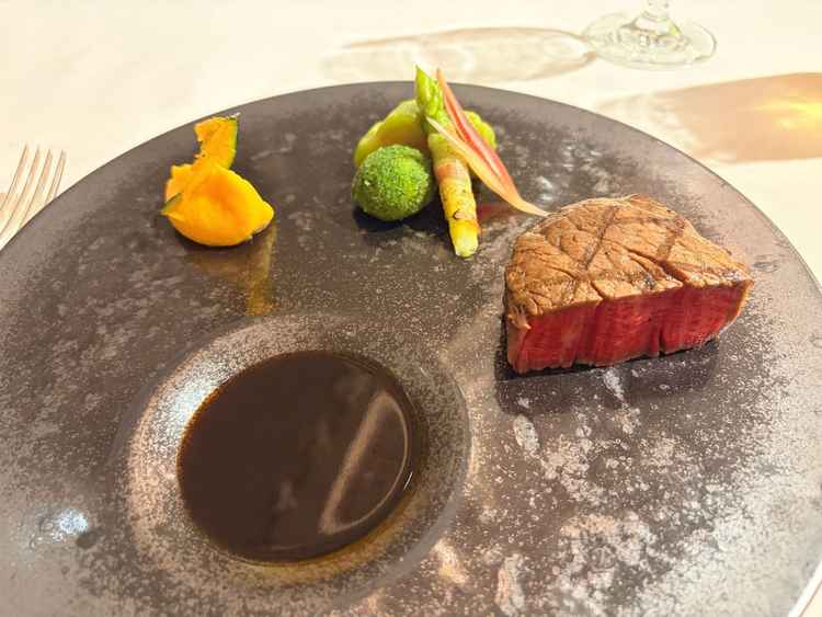 お肉料理