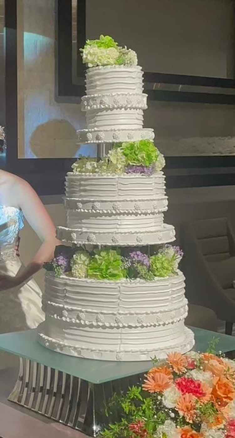 ケーキ入党のケーキが大きくて可愛かった