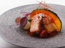 平田牧場三元豚 香醋とフルーツソース