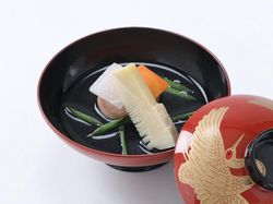 海老芋饅頭のお吸い物