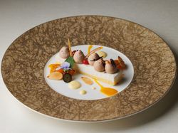 レモングラスとミルクチョコレートのコンビネゾン