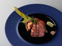 グレードアップメニュー シンプルな牛フィレ肉のグリエ