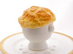 スープのパイ包み焼き