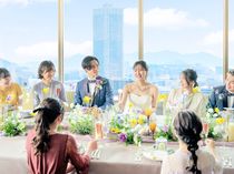 ごく親しい方とのアットホームウエディングに。 心温まる一日をお手伝いします。