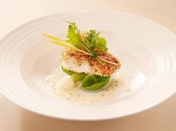 真鯛のポワレ
かぼすのソースヴァンブラン