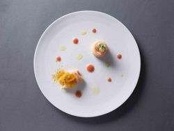 オマール海老と季節野菜
奈良漬けのラヴィゴットソース