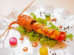 伊勢海老のテルミドール
ソースリュストレ