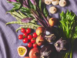 旬産旬消のこだわり。生産者の想いを紡ぎ、極上の一皿に