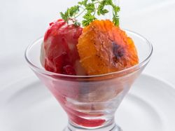 季節のフルーツ メルバ風デザート