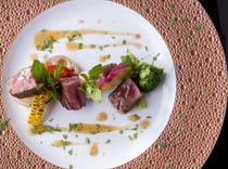 ★結婚式場口コミサイト料理部門第1位獲得★