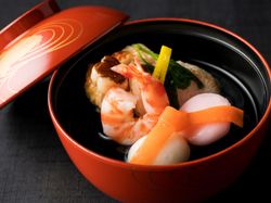 【博多祝雑煮】出汁にこだわる人気の逸品