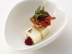 スペイン産 生ハムとレモンのムース