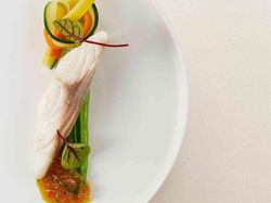 真鯛のヴァプール デュグレレソース