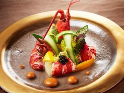 オマール海老と色彩野菜 キャビア添え
"夢の花束"