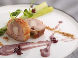 京地鶏のコンフィー 伊根満開の酒粕甘酒香る西京味噌ソース