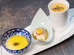 豆腐のパンナコッタ
くみ上げ湯葉のロワイヤル風
豆乳のフラン