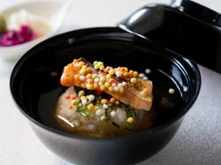 - Rice -
琵琶鱒餡かけ茶漬け 瓶手毬見立て