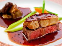 「世界第二位受賞」シェフが手掛けるこだわりのウエディングメニュー!