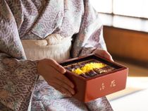 柳川名物「鰻のセイロ蒸し」を堪能できる