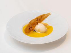 季節のアミューズ・ブーシュ