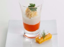 3種のピューレとプティフール添え