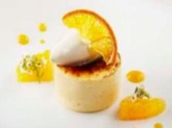 オレンジのシブースト
メープルのアクセント