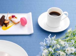 コーヒー or 紅茶