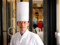 総料理長 小出 裕之