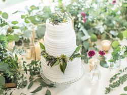 【追加オプション】ウエディングケーキ