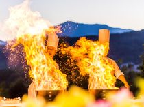五感を刺激する華やかな料理演出