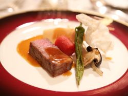 メインディッシュは産地から厳選を