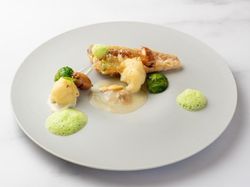 【POINT4】お箸で楽しめるフレンチコース