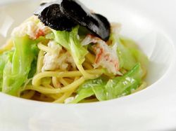 【パスタ】自家製キタッラ‟しいたけブラザーズ"椎茸と生うにのカルボナーラ仕立て