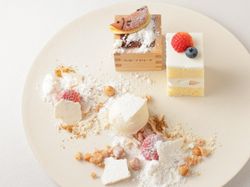 【デザート】“枡ティラミス”
飛騨ヨーグルトのムース 冬の銀世界