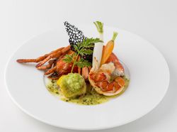 オマール海老と帆立の香草パン粉焼き