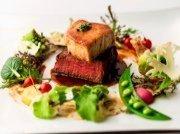 国産牛フィレ肉の仏産フォアグラ添え