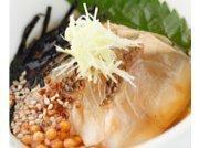 〆の逸品 雑穀米の和茶漬