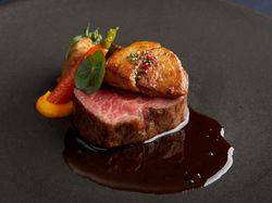 黒毛和牛フィレ肉のポワレ ロッシーニ仕立て