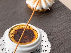 特製ほうじ茶のクレームブリュレ