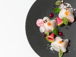 季節を感じられるレセプションメニュー