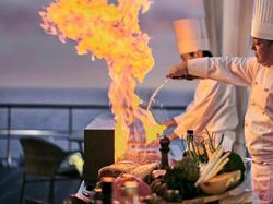 炎のフランベ演出