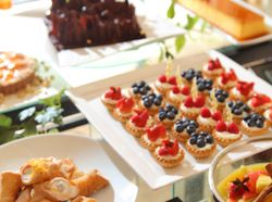 オプションでデザートブッフェ演出も可能