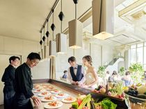 全会場にオープンキッチンを完備