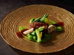 国産牛フィレ肉のグリエ トリュフソース