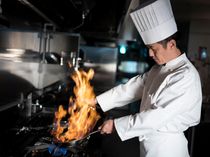 熱いものは熱いまま、冷たいものは冷たいまま、最適な温度とタイミングでゲストのもとにお届け