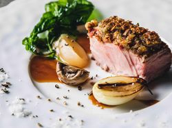 素材を生かした料理の数々